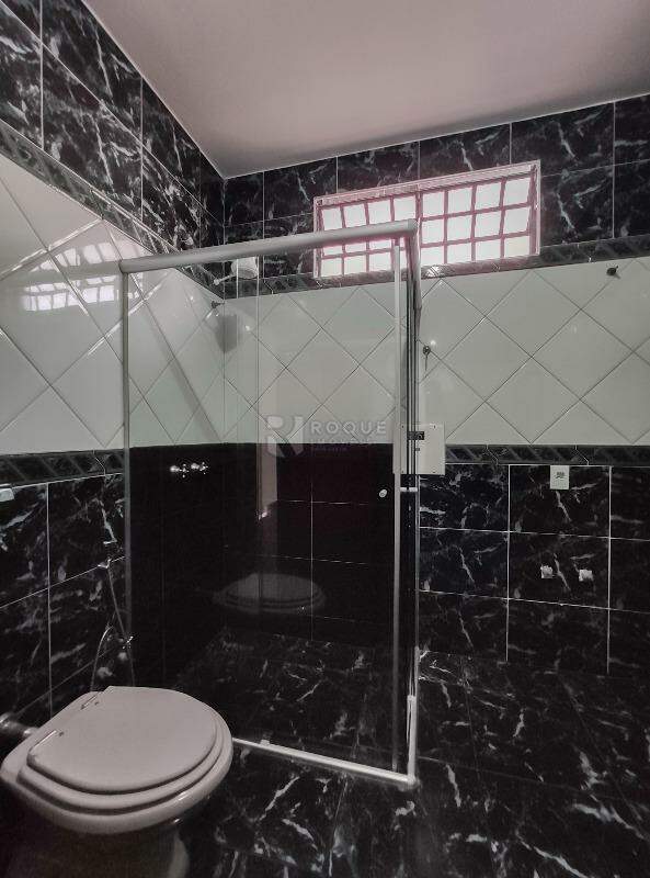 Casa Residencial para aluguel no bairro Centro: WC 2