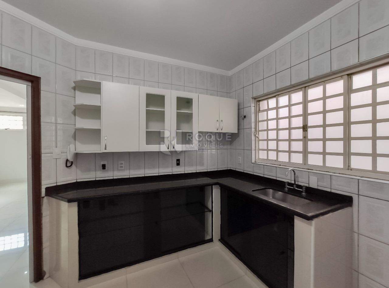 Casa Residencial para aluguel no bairro Centro: Cozinha 