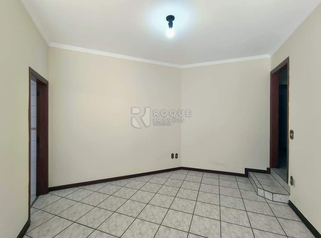 Casa Residencial para aluguel no bairro Jardim Mediterrâneo: Sala de jantar 