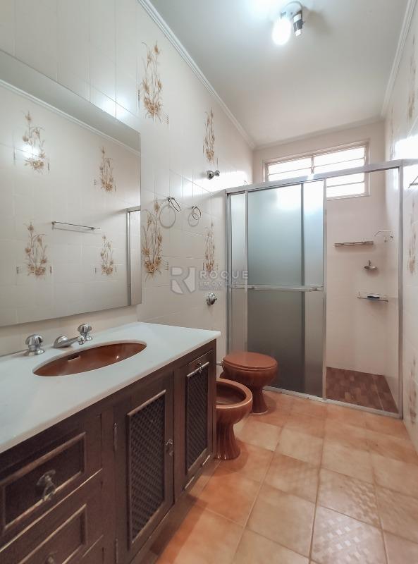 Casa Residencial para aluguel no bairro Parque Real: WC social 