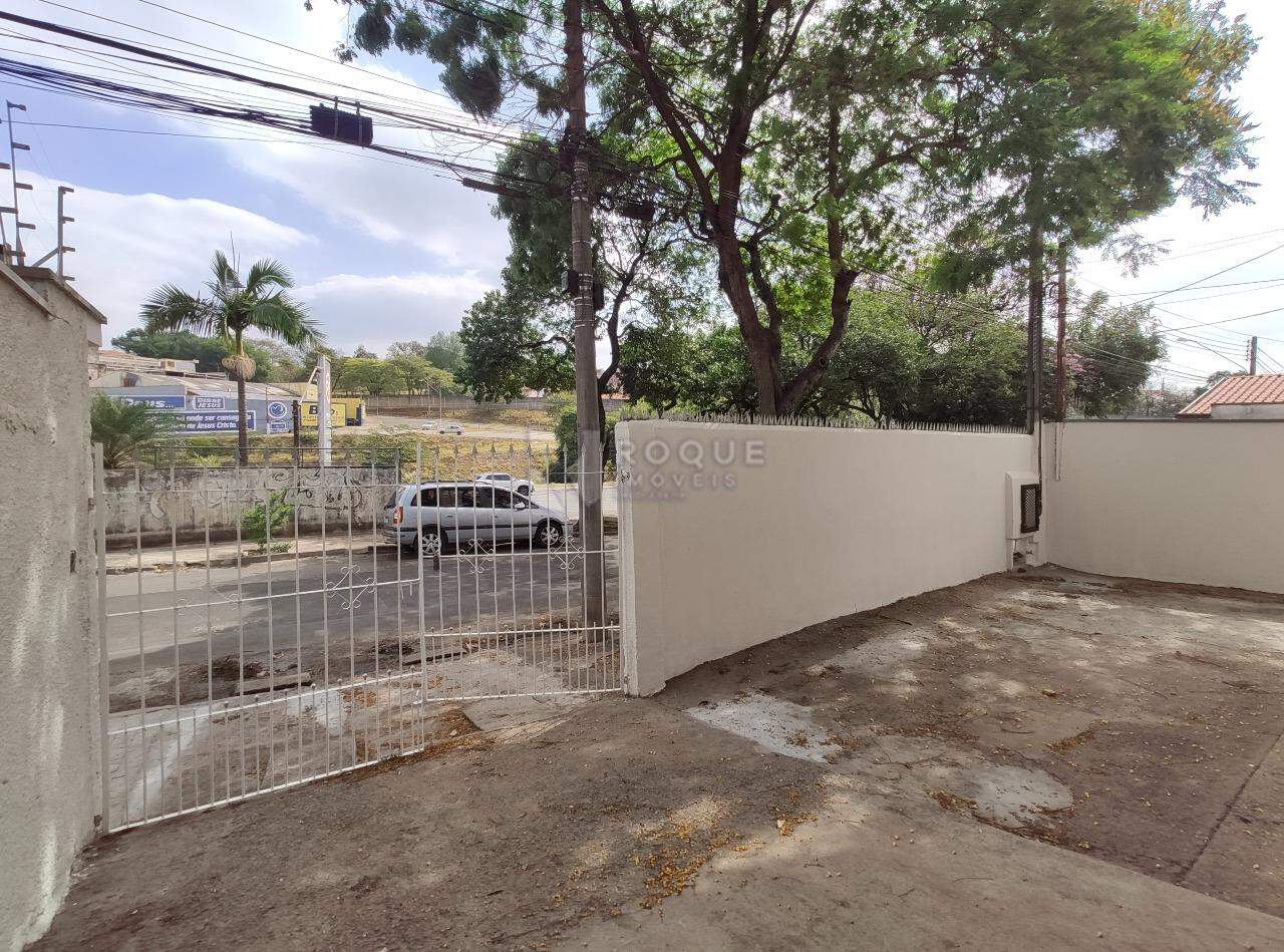 Casa Residencial para aluguel no bairro Vila Rocha: Frente 
