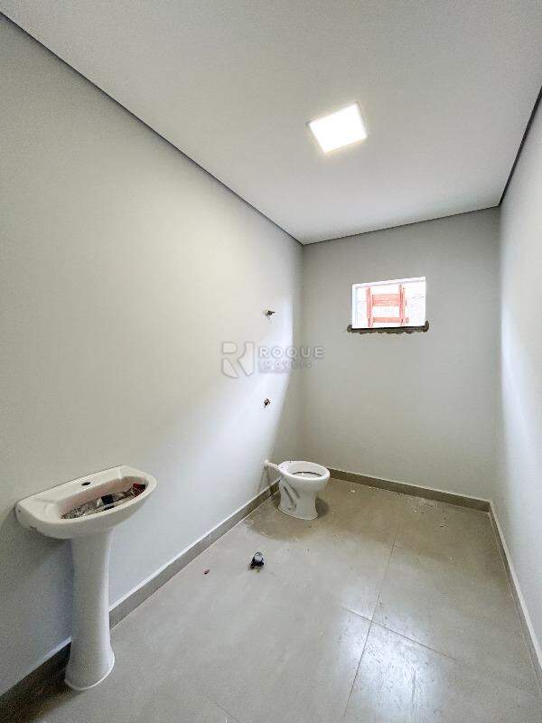 Barracão/Galpão para aluguel no bairro Vila Cristovam: WC social 2