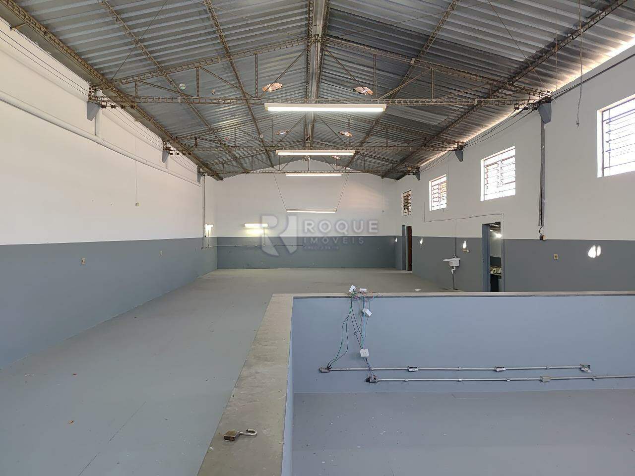 Barracão/Galpão para aluguel no bairro Jardim Esteves: Barracão