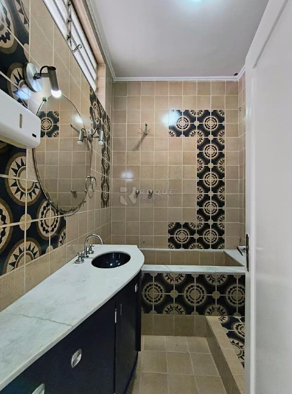 Casa Comercial para aluguel no bairro Centro: Wc social 02