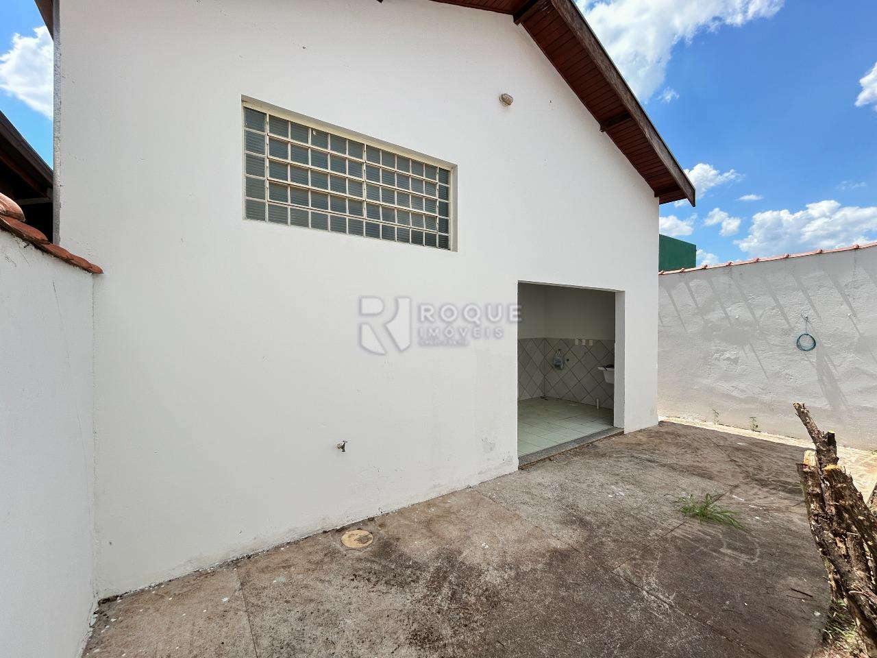 Casa Residencial para aluguel no bairro Cidade Jardim: Fundo 