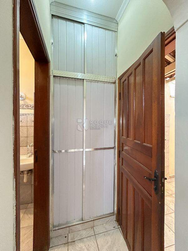 Casa Residencial para aluguel no bairro Vila Paulista: Hall