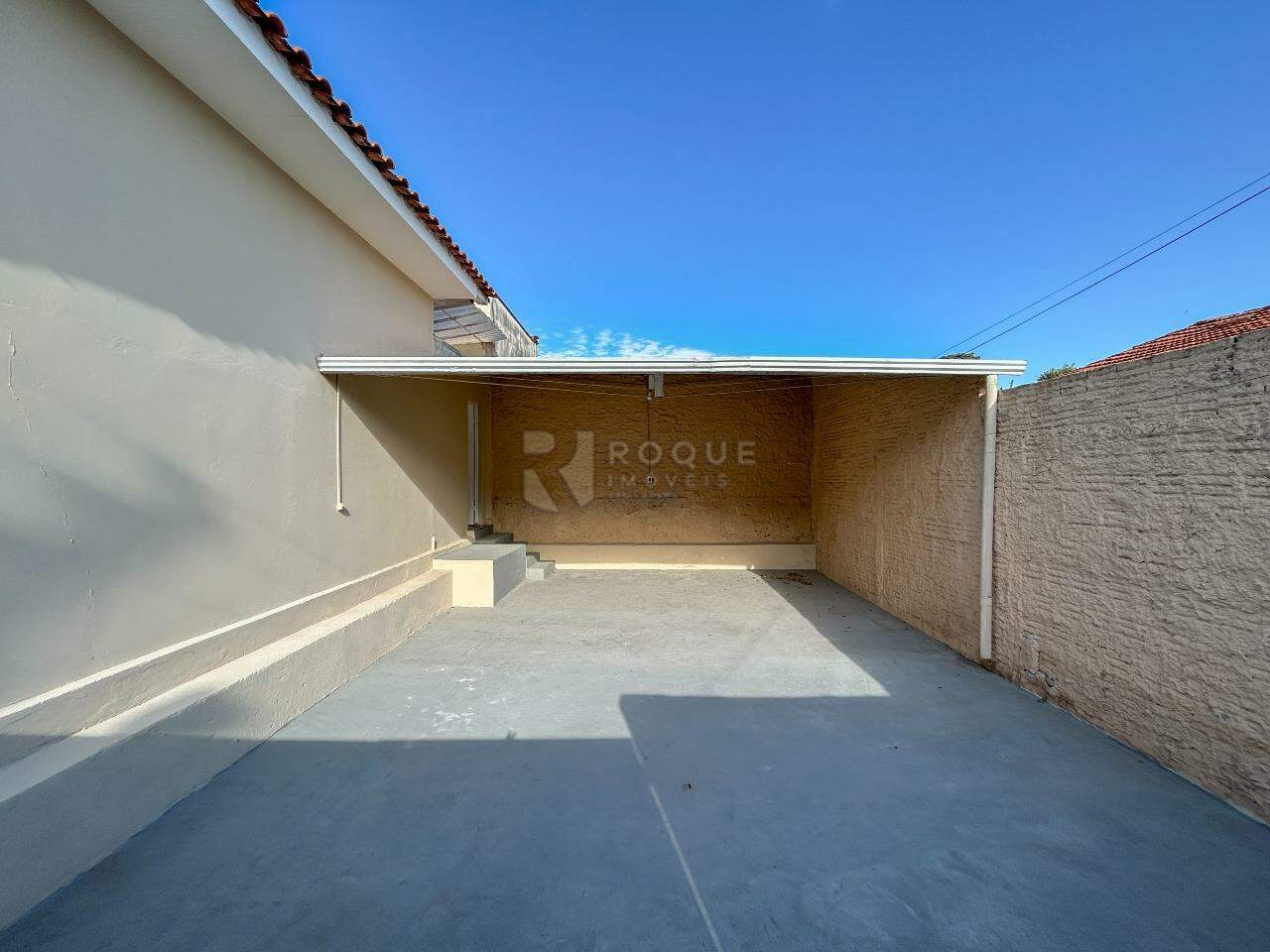 Casa Residencial para aluguel no bairro Vila Paulista: Garagem / Área externa