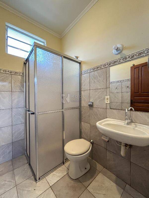 Casa Residencial para aluguel no bairro Vila Paulista: WC social 