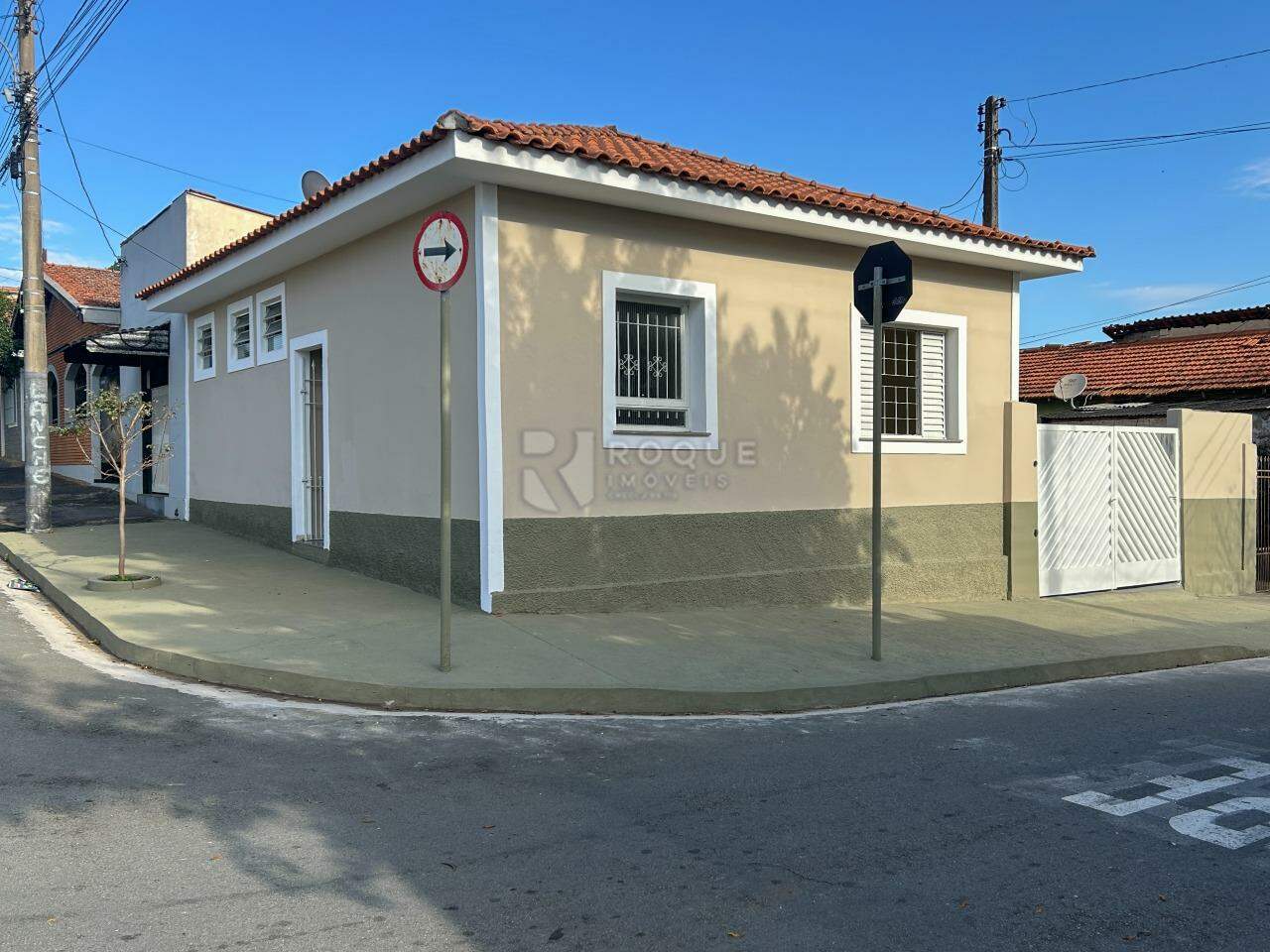 Casa Residencial para aluguel no bairro Vila Paulista: Fachada