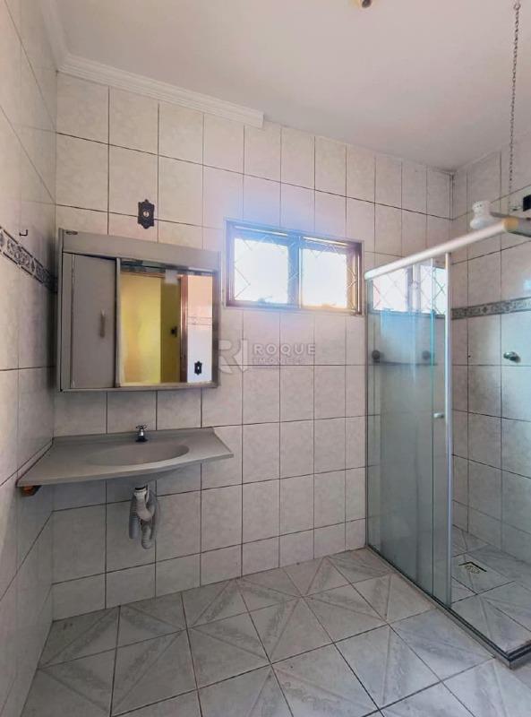 Casa com salão para aluguel no bairro Jardim da Graminha: Wc social superior 