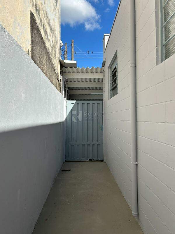 Salão para aluguel no bairro Jardim Residencial Recanto Alvorada: Corredor 