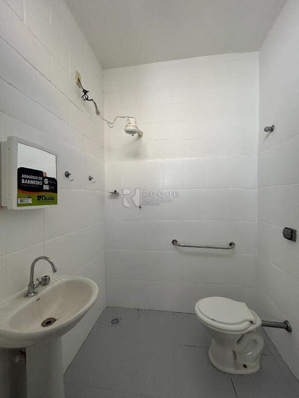 Salão para aluguel no bairro Jardim Residencial Recanto Alvorada: WC social 1