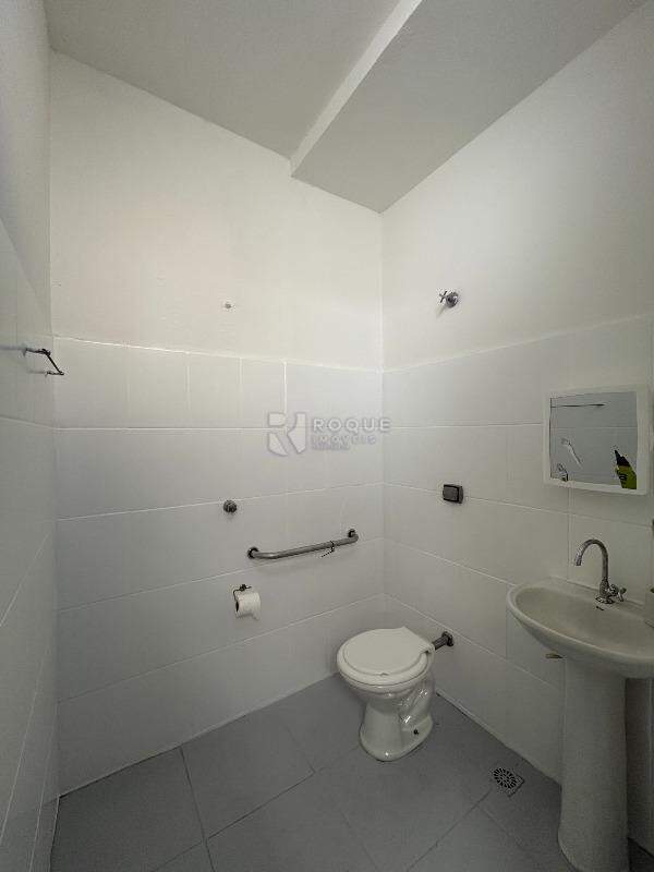 Salão para aluguel no bairro Jardim Residencial Recanto Alvorada: WC social 2