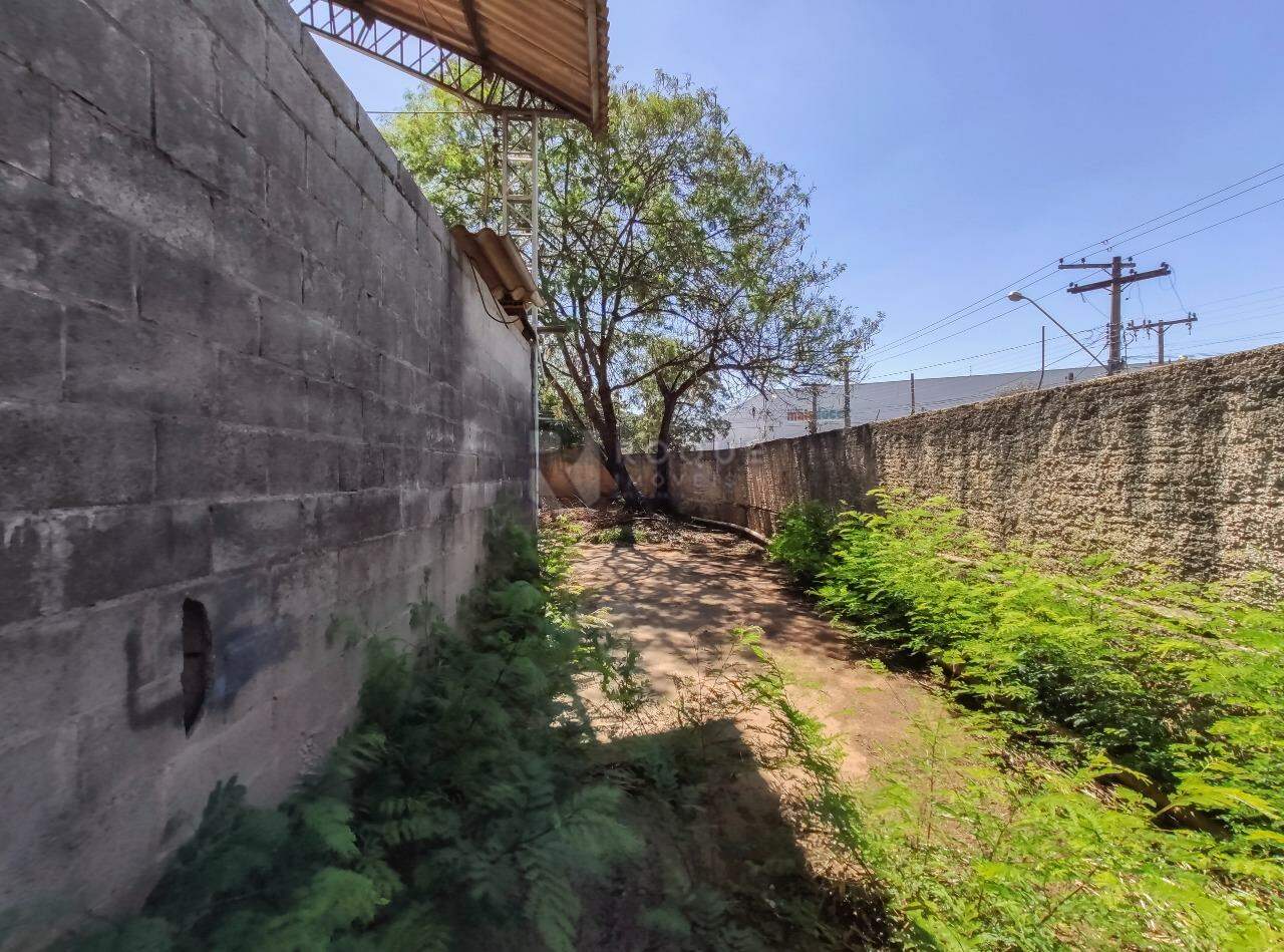 Barracão/Galpão para aluguel no bairro Vila Nova: Área externa