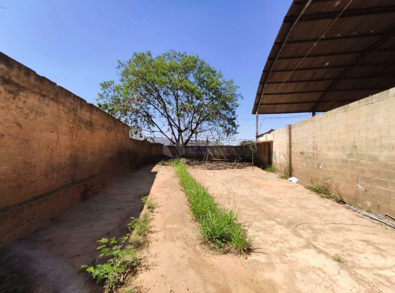 Barracão/Galpão para aluguel no bairro Vila Nova: Área externa