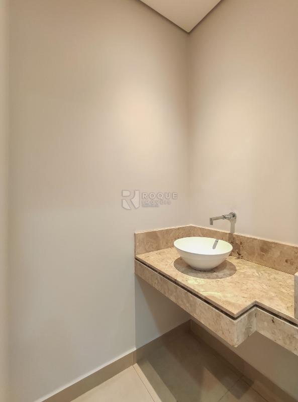 Casa Comercial para aluguel no bairro Centro: Lavabo sala 3