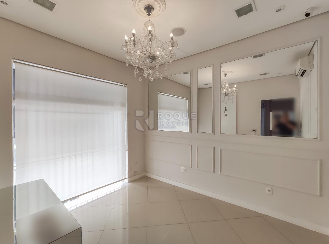 Casa Comercial para aluguel no bairro Centro: Sala 2