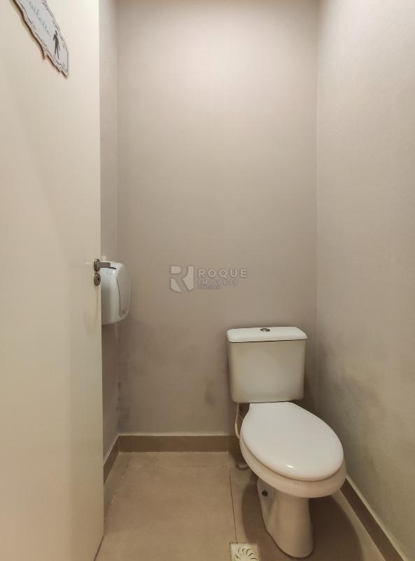 Casa Comercial para aluguel no bairro Centro: WC 3