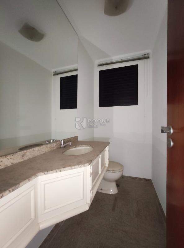 Apartamento para aluguel no bairro Centro: Lavabo 