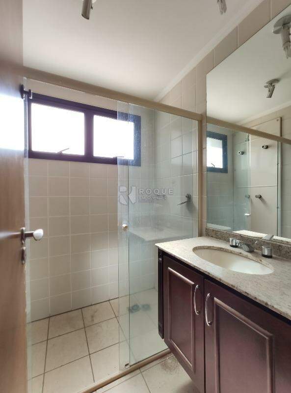 Apartamento para aluguel no bairro Centro: WC suíte 