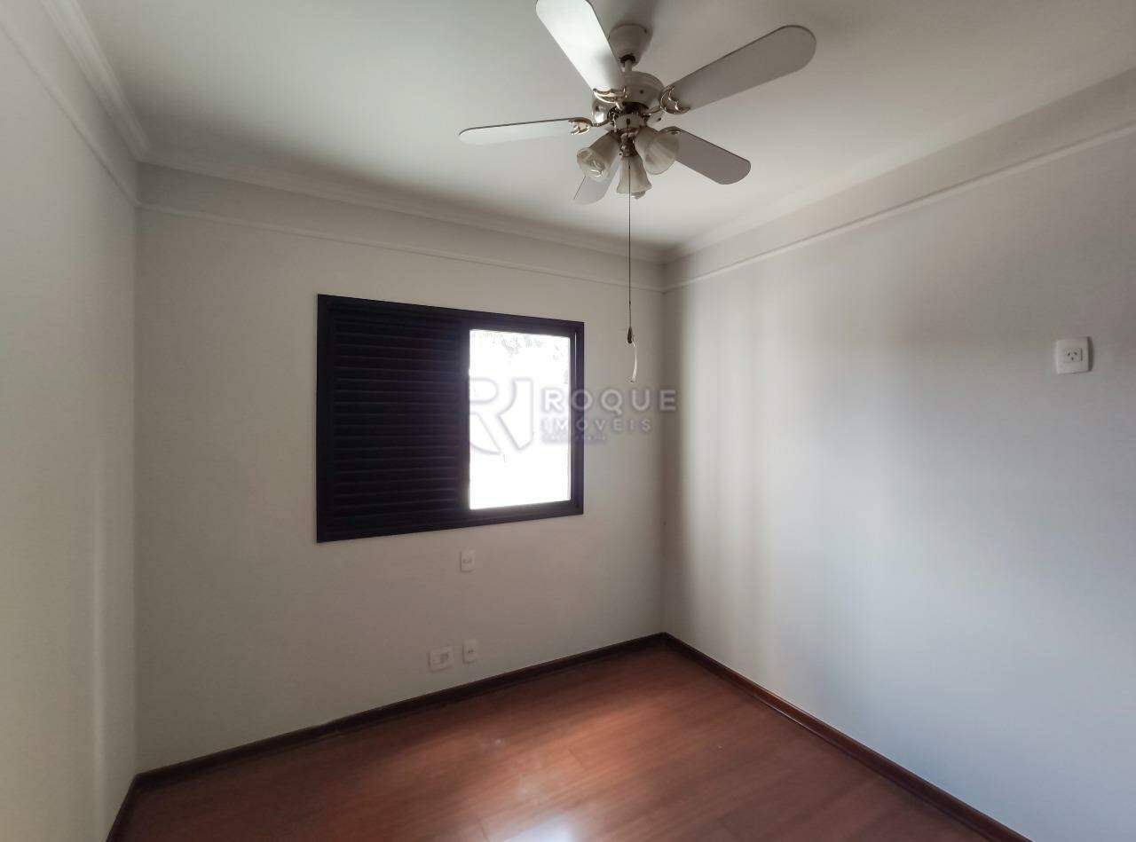 Apartamento para aluguel no bairro Centro: Dormitório 4 suíte 