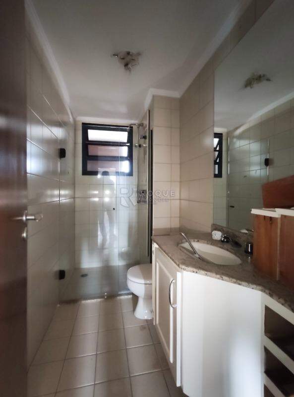 Apartamento para aluguel no bairro Centro: WC social 