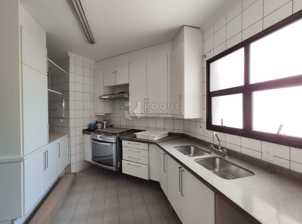 Apartamento para aluguel no bairro Centro: Cozinha 