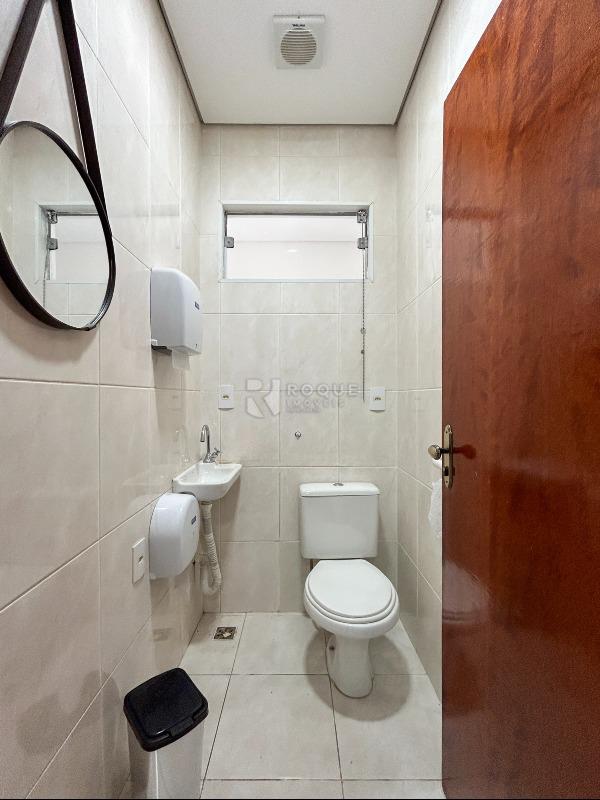 Salas/Conjuntos para aluguel no bairro Centro: WC social 2