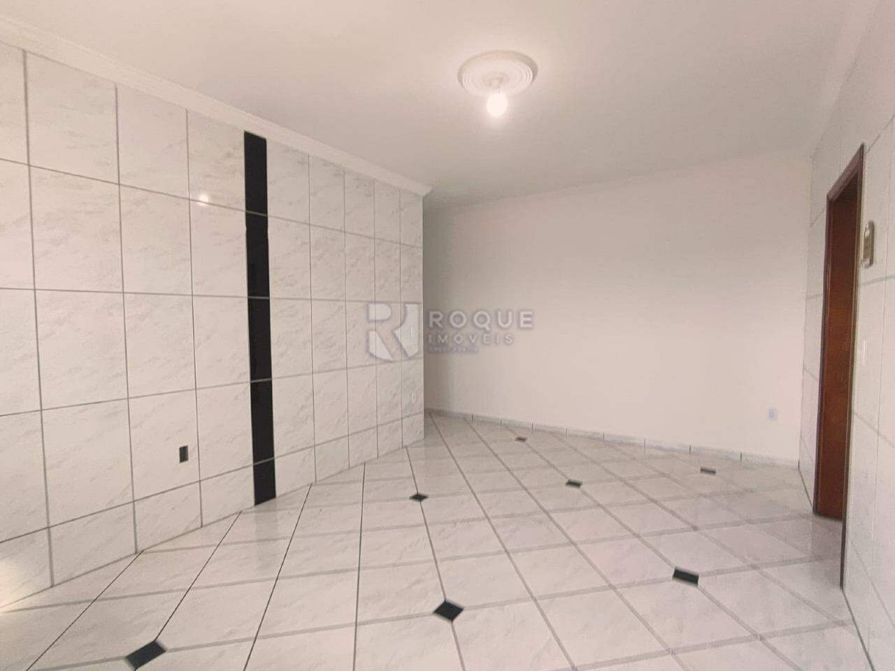 Casa Residencial para aluguel no bairro Jardim Residencial Dona Santina Paroli Peccinini: Cozinha