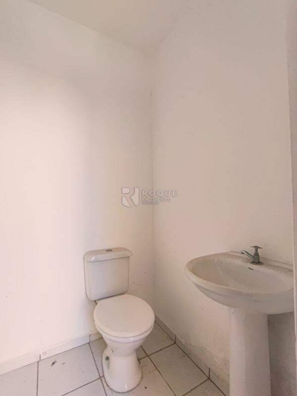 Casa Residencial para aluguel no bairro Jardim Residencial Dona Santina Paroli Peccinini: WC 3