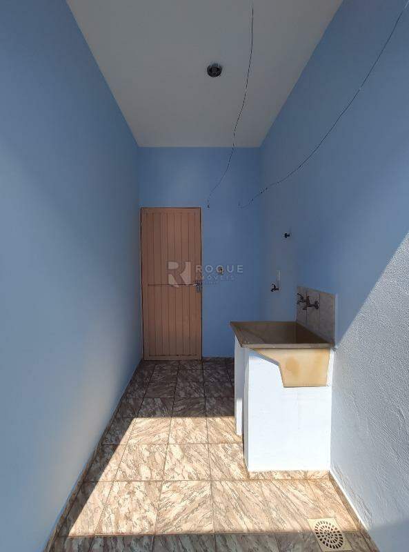 Casa Residencial para aluguel no bairro Jardim São Manoel: Área de serviço 
