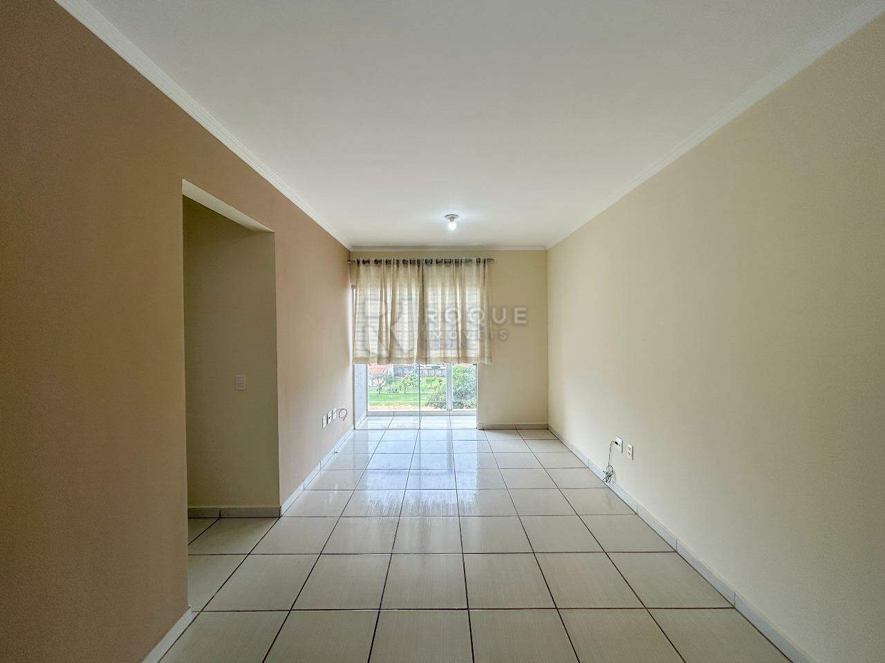 Apartamento para aluguel no bairro Jardim Ouro Verde: Sala