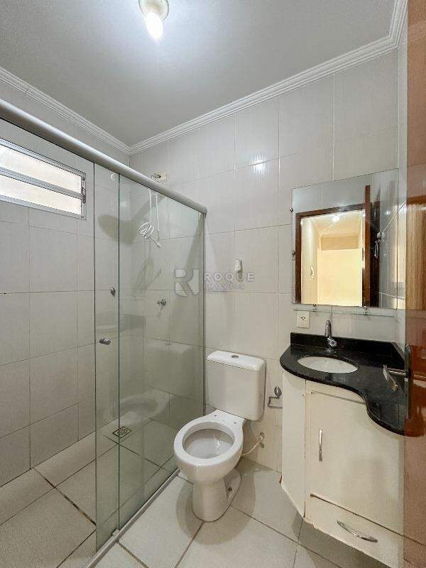 Apartamento para aluguel no bairro Jardim Ouro Verde: WC social 