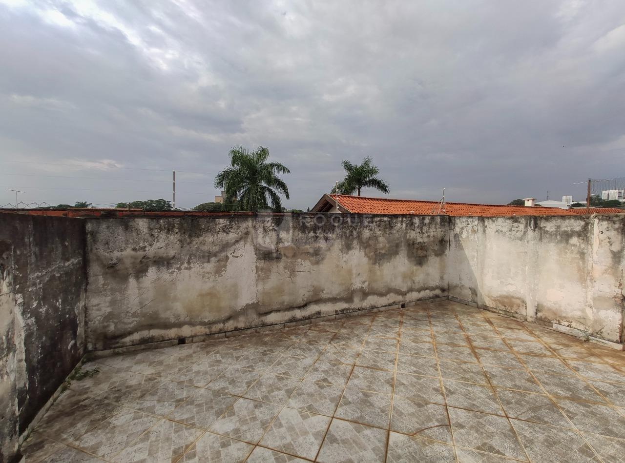 Casa Comercial para aluguel no bairro Centro: Área externa