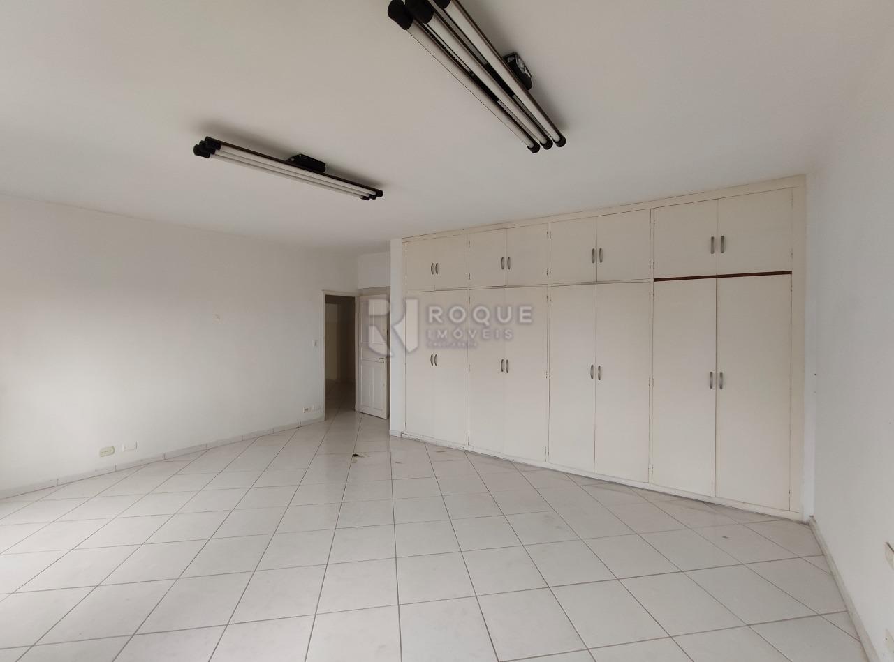 Casa Comercial para aluguel no bairro Centro: Sala 5