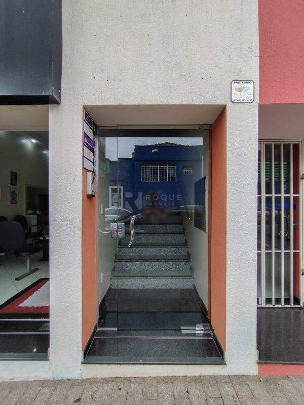 Salas/Conjuntos para aluguel no bairro Centro: Fachada 