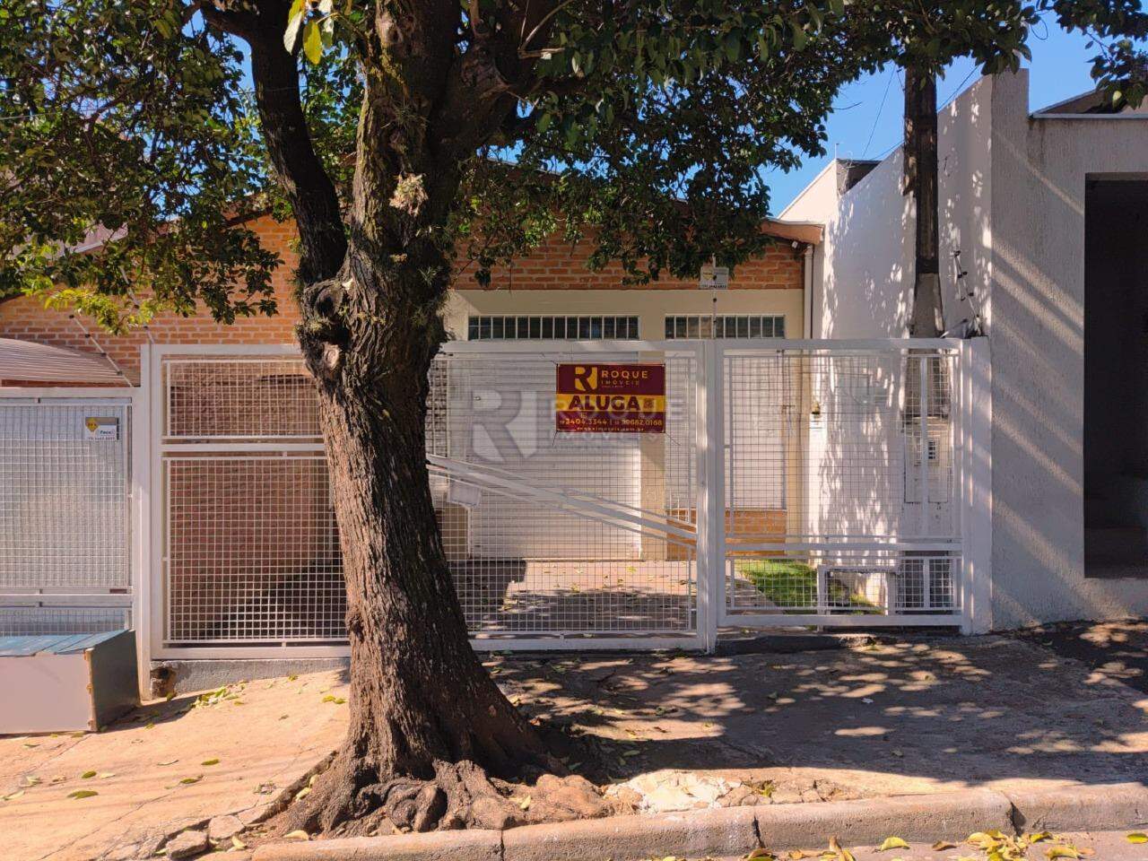Salão para aluguel no bairro Vila Paulista: Fachada
