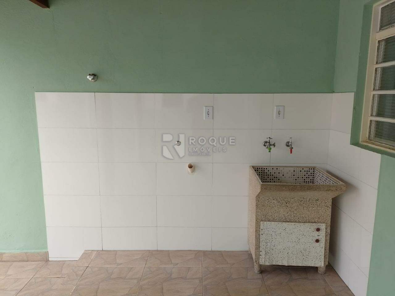 Casa Residencial para aluguel no bairro Parque Residencial Aeroporto: 