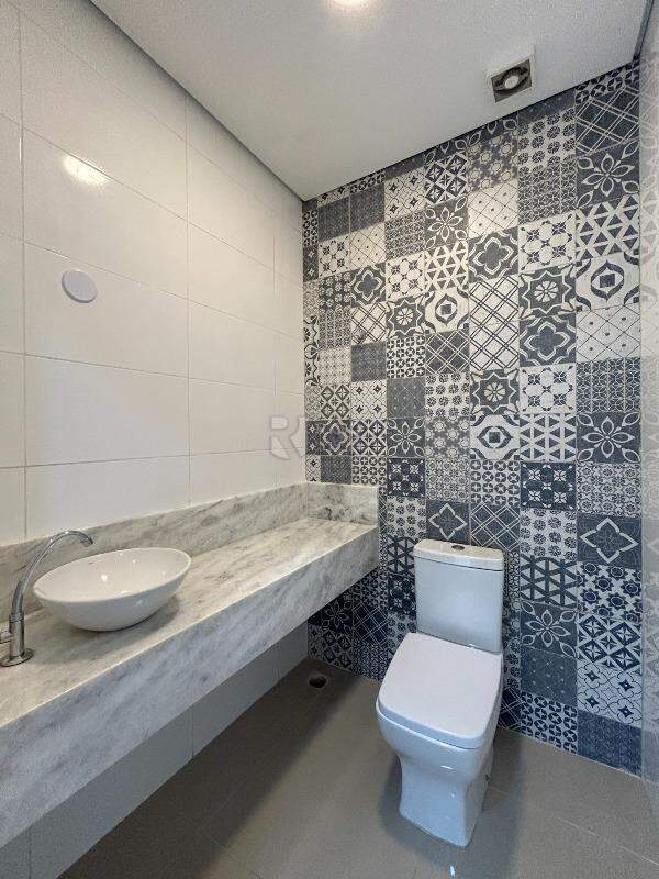 Salão para aluguel no bairro Vila São João: WC social 1