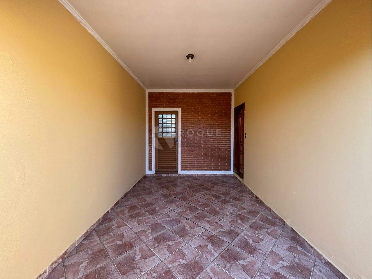 Casa Residencial para aluguel no bairro Jardim Residencial Roseira: Garagem 