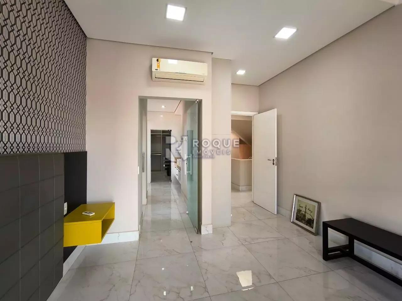 Casa em condomínio para aluguel no bairro Parque São Bento: Suíte Master