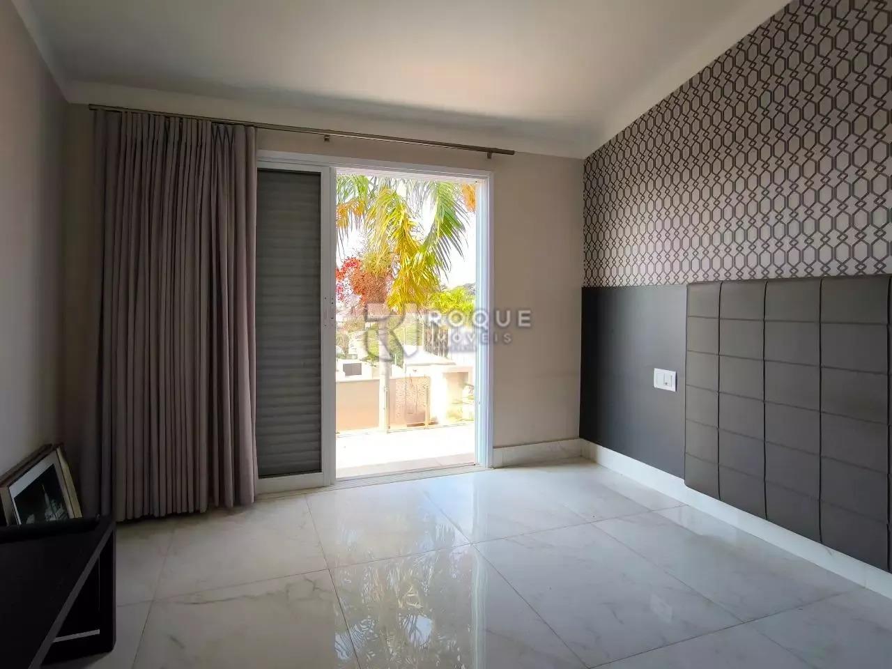 Casa em condomínio para aluguel no bairro Parque São Bento: Suíte Master