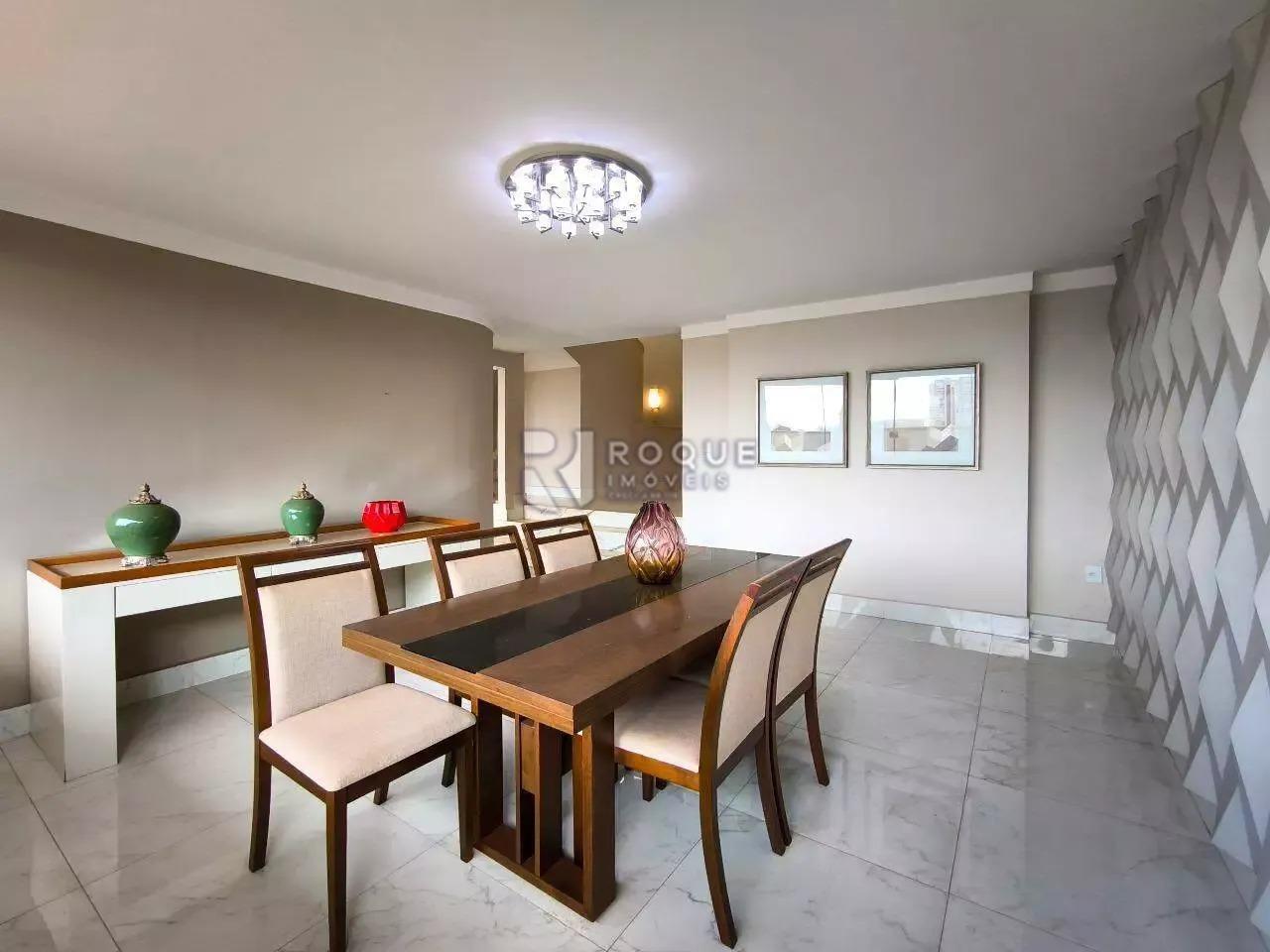 Casa em condomínio para aluguel no bairro Parque São Bento: Sala de Jantar