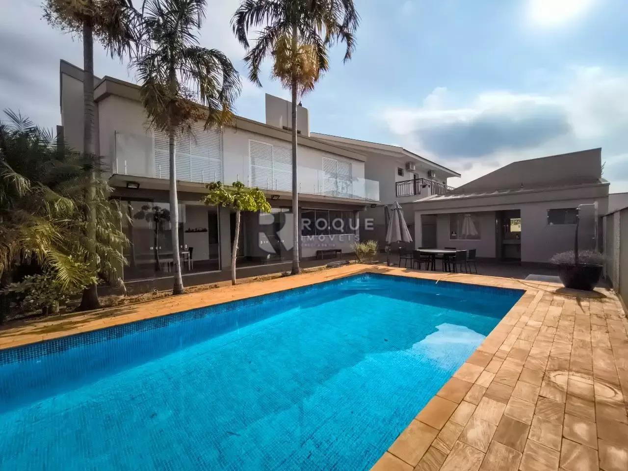 Casa em condomínio para aluguel no bairro Parque São Bento: Piscina