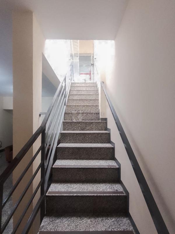 Salas/Conjuntos para aluguel no bairro Centro: Acesso 1° Piso superior