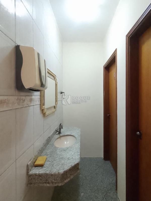 Salas/Conjuntos para aluguel no bairro Centro: Lavatório 2° Piso superior