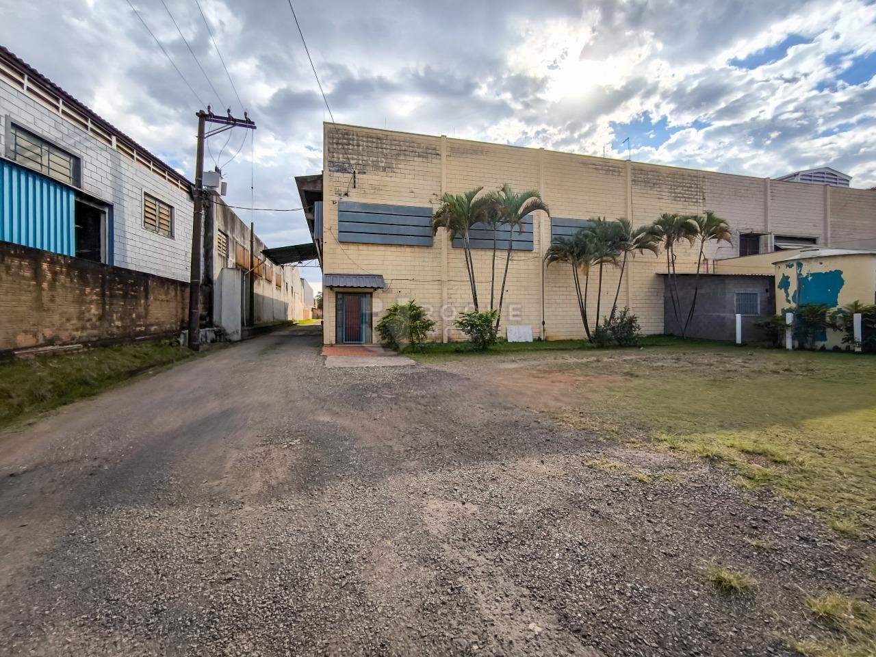 Barracão/Galpão para aluguel no bairro Jardim do Lago: 