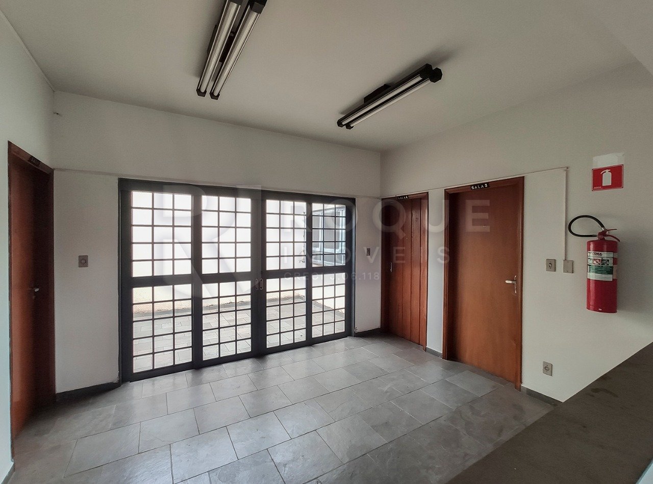 Salas/Conjuntos para aluguel no bairro Boa Vista: Hall em comum
