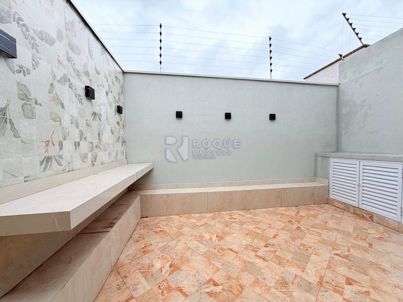 Casa Residencial para aluguel no bairro Jardim Nossa Senhora de Fátima: Quintal