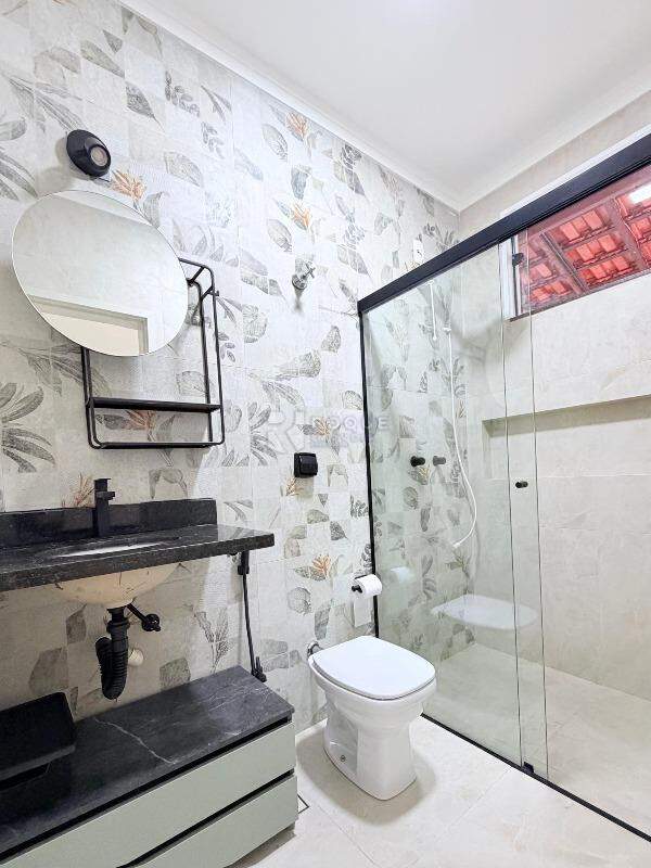 Casa Residencial para aluguel no bairro Jardim Nossa Senhora de Fátima: Wc suíte